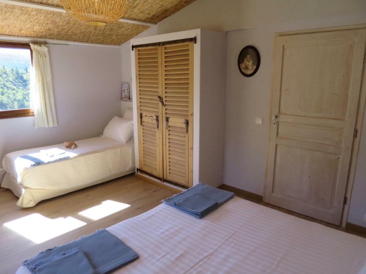 Les Figaires Villa L'Escarene Buitenkant foto